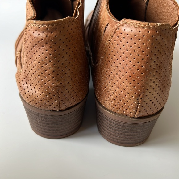 Sophie Sue Ankle Boot Booties Pull On Vegan Comfort Versatile Size 9 - Picture 7 of 7